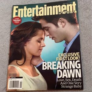 Entertainment Weekly Breaking Dawn Exclusive Look Twilight Magazine